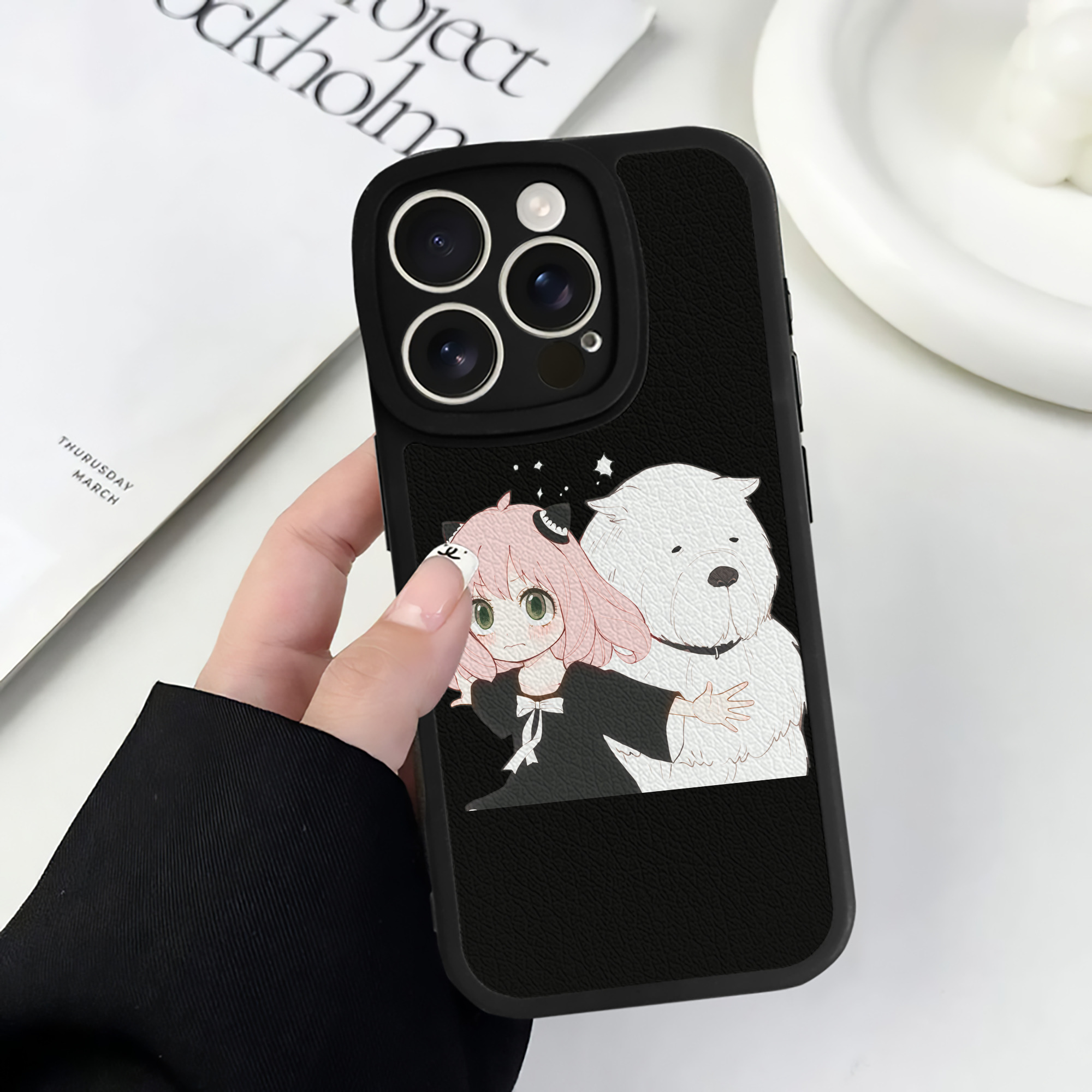 （画像用） SPY×FAMILY间谍家家酒 【iPhone 16シリーズ対応】シリコンスマホケース（レザー調） 材質：シリコン